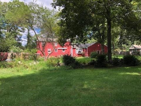 126 Farm St, Millis, MA 02054 photo 4