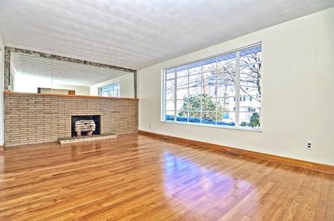 36 Chickering Rd, Dedham, MA 02026 photo 4