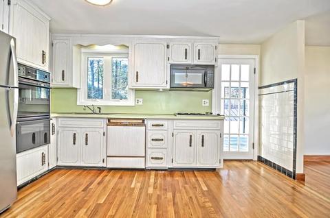 36 Chickering Rd, Dedham, MA 02026 photo 9