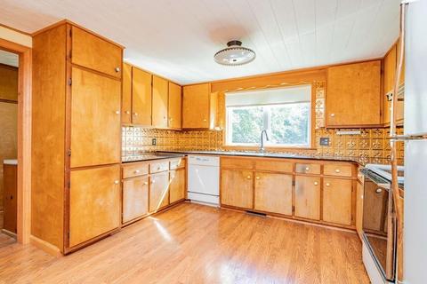 84 E Longmeadow Rd, Hampden, MA 01036 photo 23