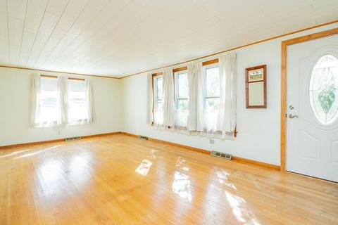 84 E Longmeadow Rd, Hampden, MA 01036 photo 4