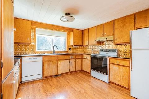 84 E Longmeadow Rd, Hampden, MA 01036 photo 24