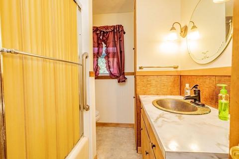 84 E Longmeadow Rd, Hampden, MA 01036 photo 16