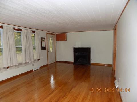84 E Longmeadow Rd, Hampden, MA 01036 photo 5