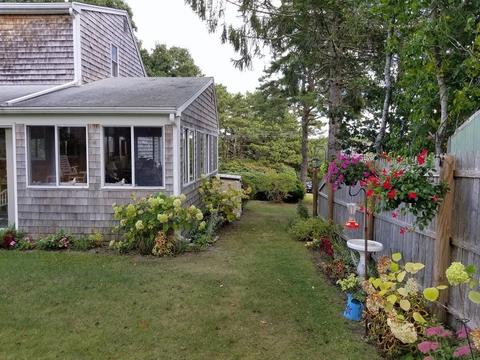 10 Gitche Gumee Rd, Wareham, MA 02532 photo 5