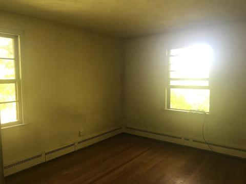 206 Spring St, Northampton, MA 01062 photo 9