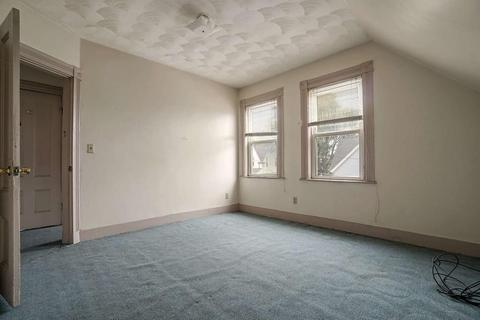16 Prospect St, Everett, MA 02149 photo 37