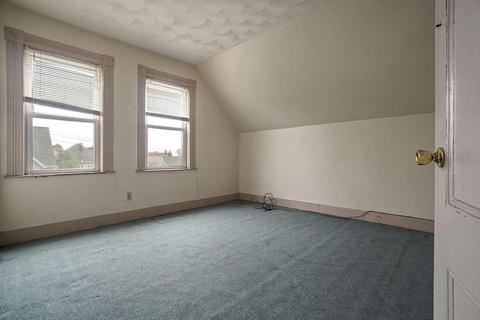 16 Prospect St, Everett, MA 02149 photo 35