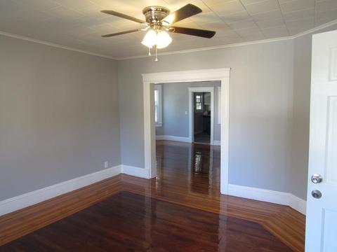730 White St, Springfield, MA 01108 photo 9