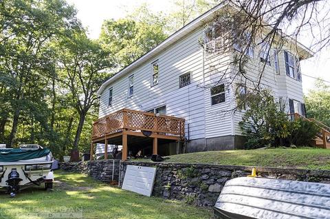 197 Svenson, Worcester, MA 01607 photo 3