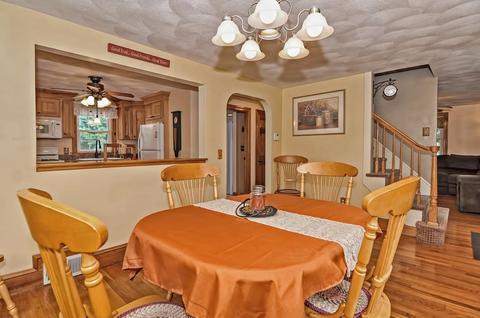 25 Maple St, Warren, RI 02885 photo 8