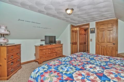 25 Maple St, Warren, RI 02885 photo 17