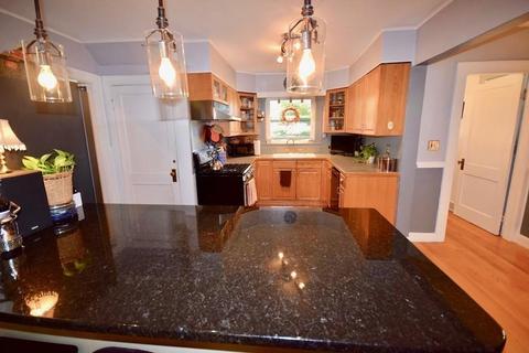79 Eckington St, Springfield, MA 01108 photo 13