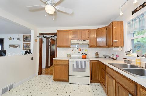 138 Ararat St, Worcester, MA 01606 photo 10