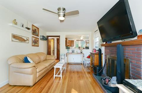 138 Ararat St, Worcester, MA 01606 photo 8