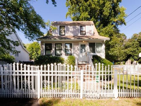 6 Bartlett Rd, Randolph, MA 02368 photo 1