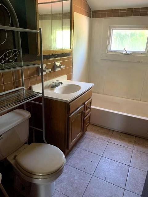 190 Jasper St, Springfield, MA 01109 photo 9
