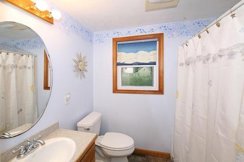 9 E Garfield Ave, Beverly, MA 01915 photo 7
