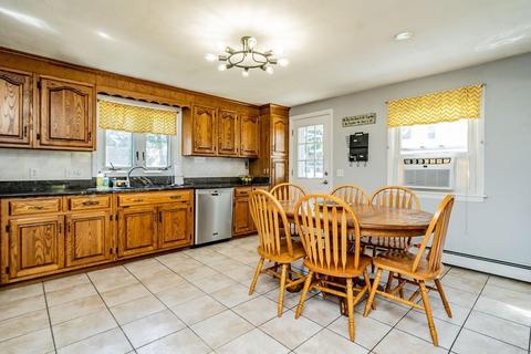 119 Mildred Ave, Springfield, MA 01104 photo 3
