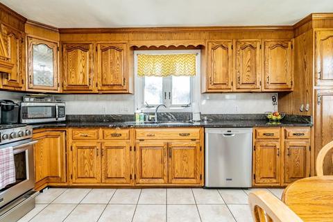 119 Mildred Ave, Springfield, MA 01104 photo 2