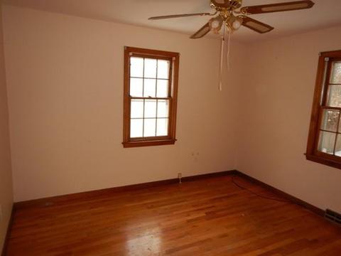 101 W Canton Cir, Springfield, MA 01104 photo 12