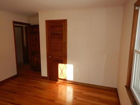101 W Canton Cir, Springfield, MA 01104 photo 11