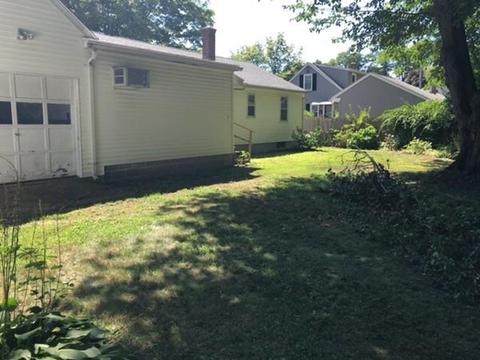 101 W Canton Cir, Springfield, MA 01104 photo 3