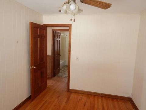 101 W Canton Cir, Springfield, MA 01104 photo 9