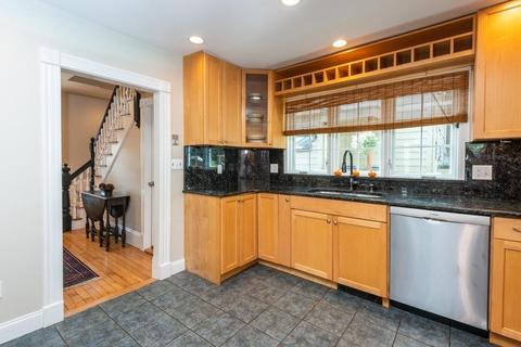 28 Glen Rd, Reading, MA 01867 photo 4
