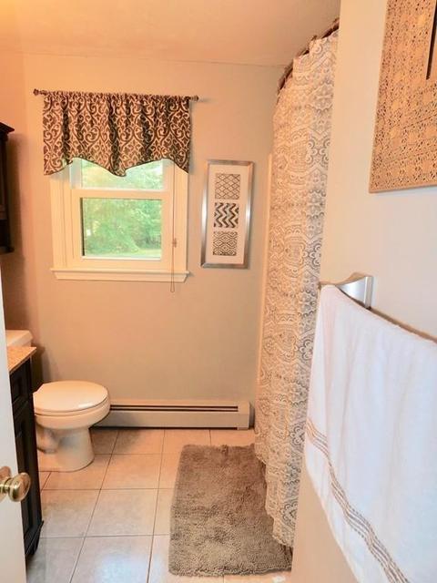 795 Pine St, Raynham, MA 02767 photo 6