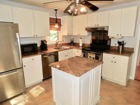 795 Pine St, Raynham, MA 02767 photo 4