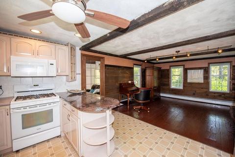 237 Forest St, Dunstable, MA 01827 photo 9