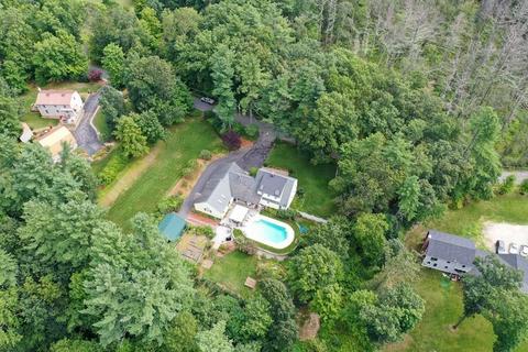 237 Forest St, Dunstable, MA 01827 photo 28