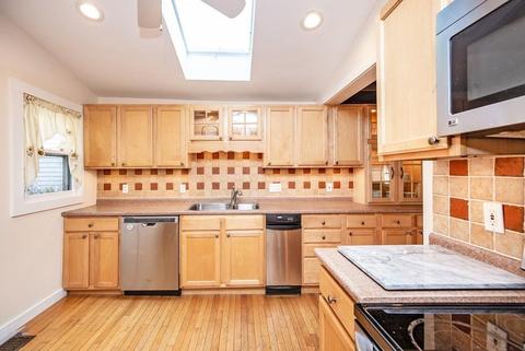11 Marsh Ave, Beverly, MA 01915 photo 10