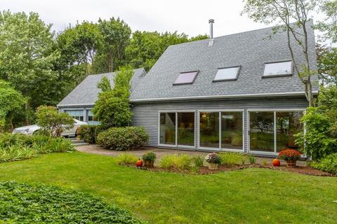 27 Souther Rd, Gloucester, MA 01930 photo 1