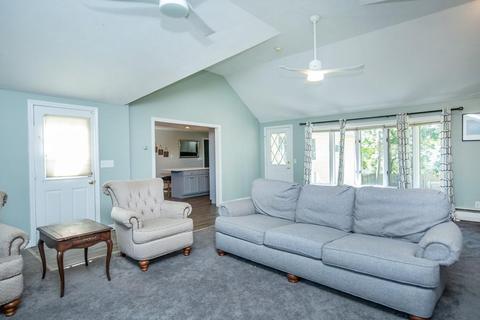 14 Olean Rd, Burlington, MA 01803 photo 13