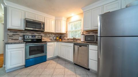 21 Copeland St, Springfield, MA 01108 photo 5