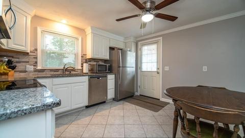 21 Copeland St, Springfield, MA 01108 photo 7