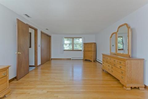 44 Deane St, Chicopee, MA 01020 photo 13
