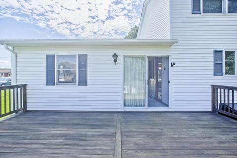 44 Deane St, Chicopee, MA 01020 photo 26