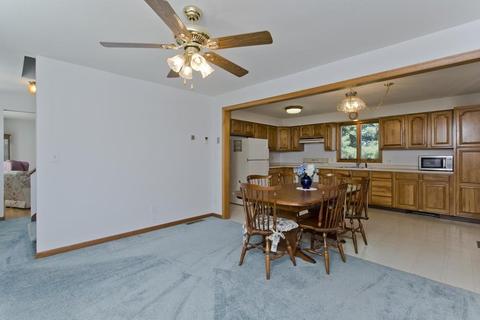 44 Deane St, Chicopee, MA 01020 photo 6