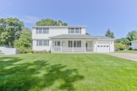 44 Deane St, Chicopee, MA 01020 photo 1