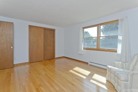 44 Deane St, Chicopee, MA 01020 photo 18