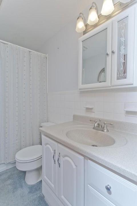 44 Deane St, Chicopee, MA 01020 photo 15