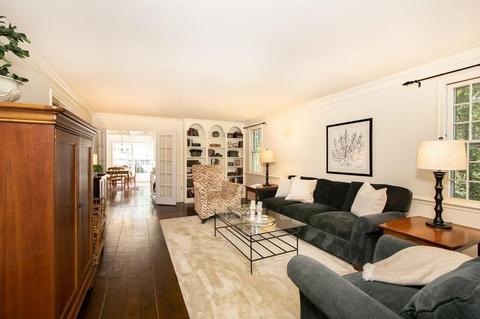 17 Charles St, Hingham, MA 02043 photo 6