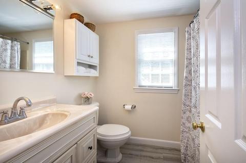 17 Charles St, Hingham, MA 02043 photo 20