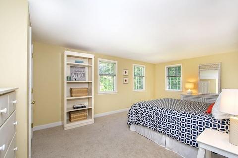 17 Charles St, Hingham, MA 02043 photo 21
