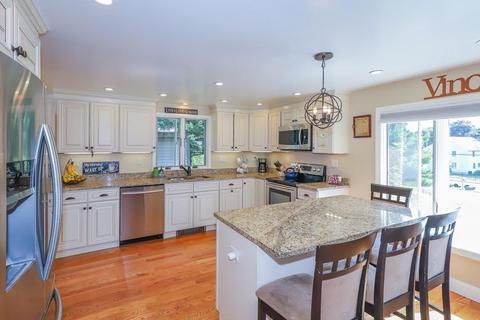 1 Glendale Dr, Danvers, MA 01923 photo 1