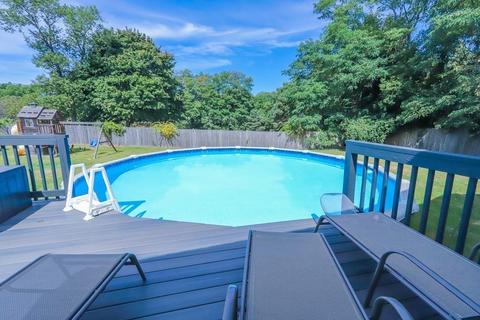 1 Glendale Dr, Danvers, MA 01923 photo 26