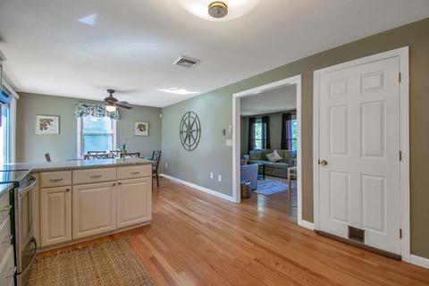 143 Sesame Dr, Chicopee, MA 01020 photo 7